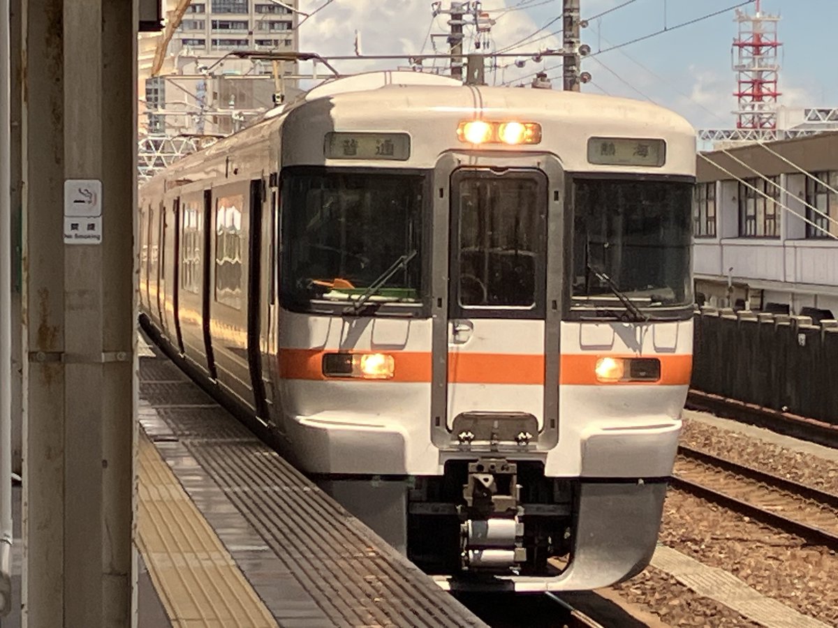 これを見た人は無言で去年の7月の画像を貼る