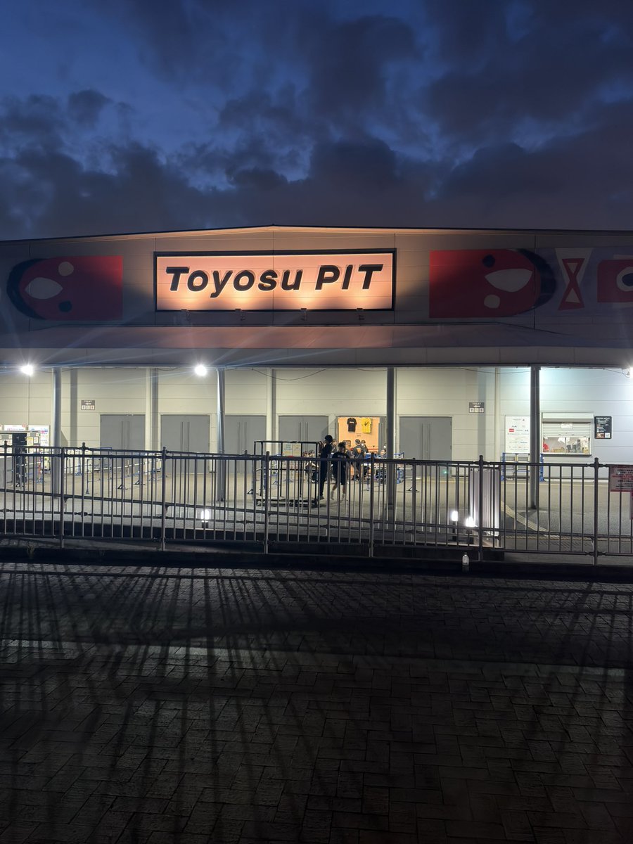 かい tweet media