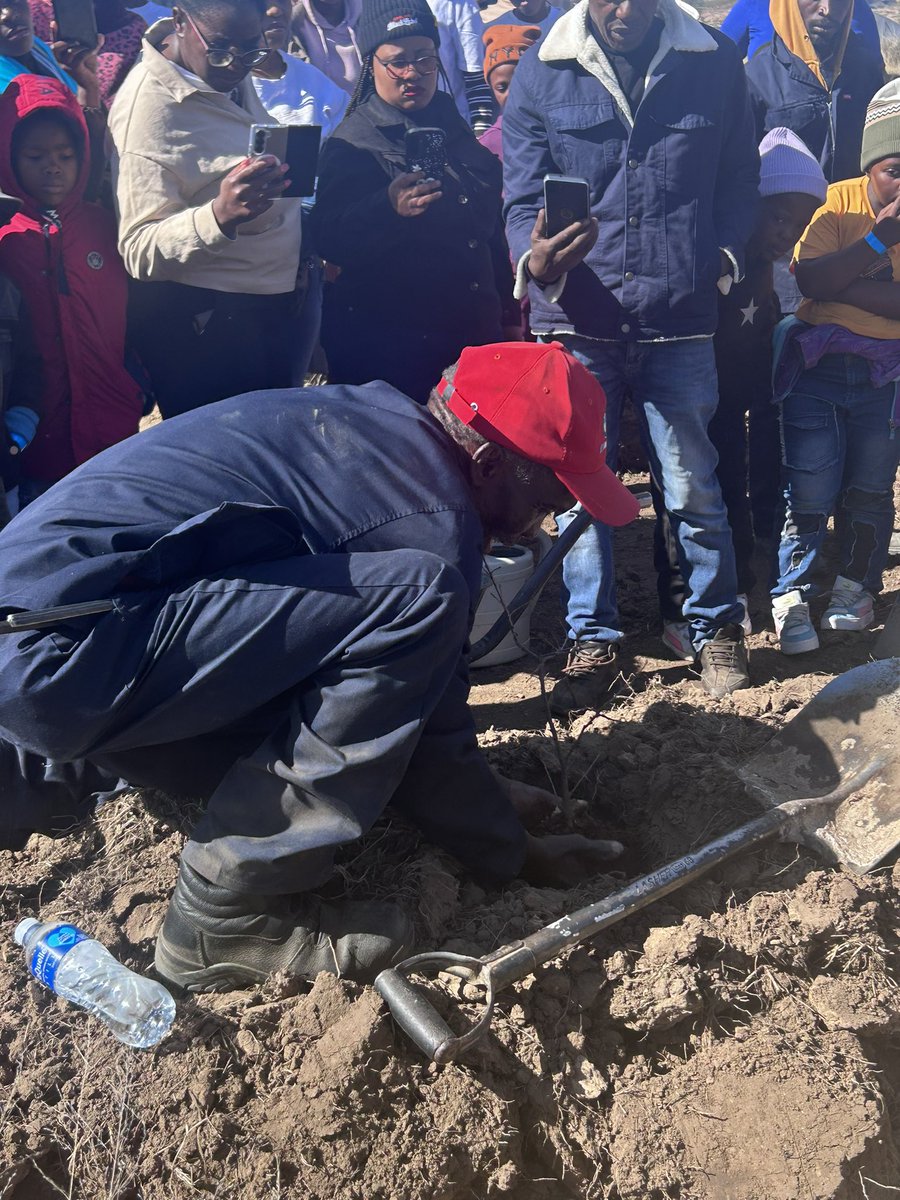 ntsikimazwai's tweet photo. Tree planting ceremony in remembrance of Riky Rick, Anton Chaka and Frik Grobelaar happening at Rustler’s Valley/Naledi Village  in Free State. 🌸☺️ https://t.co/s5HIdehUfD