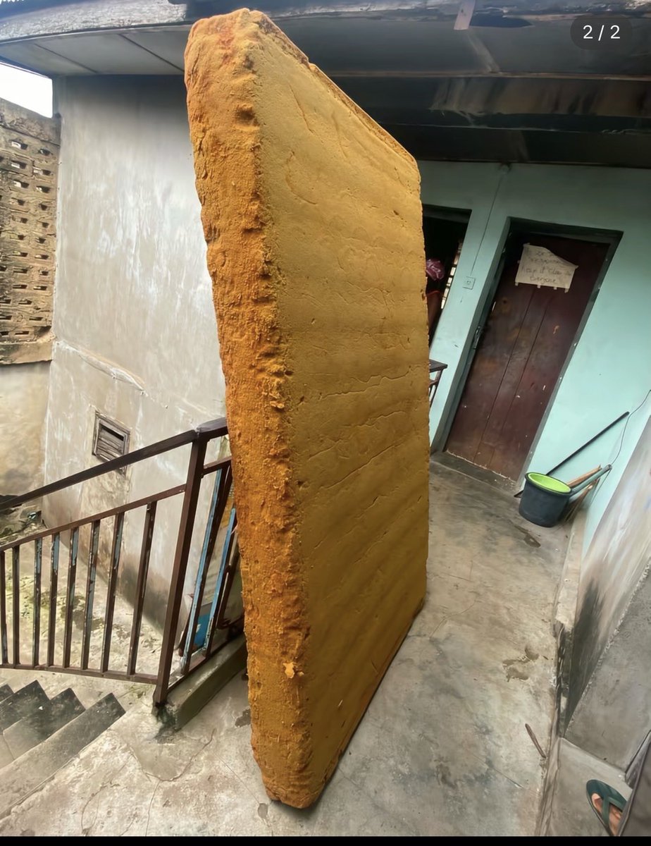 thisizbagy's tweet photo. Neatly used 3 and half sized mattress for sale Dm for Fourier details https://t.co/wj9fXcBvYv