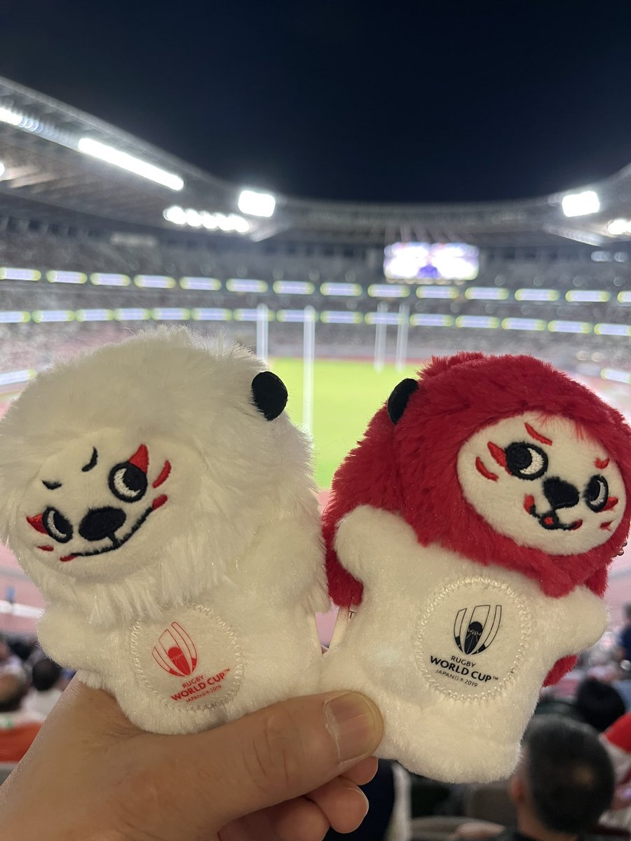 happitrp's tweet photo. 試合は負けちゃったけど、レンジーちゃんに会えたので満足です😊⚪️🔴
#レンジー #うちのレンジー  #おでかけレンジー https://t.co/cc2Wt4XmYv