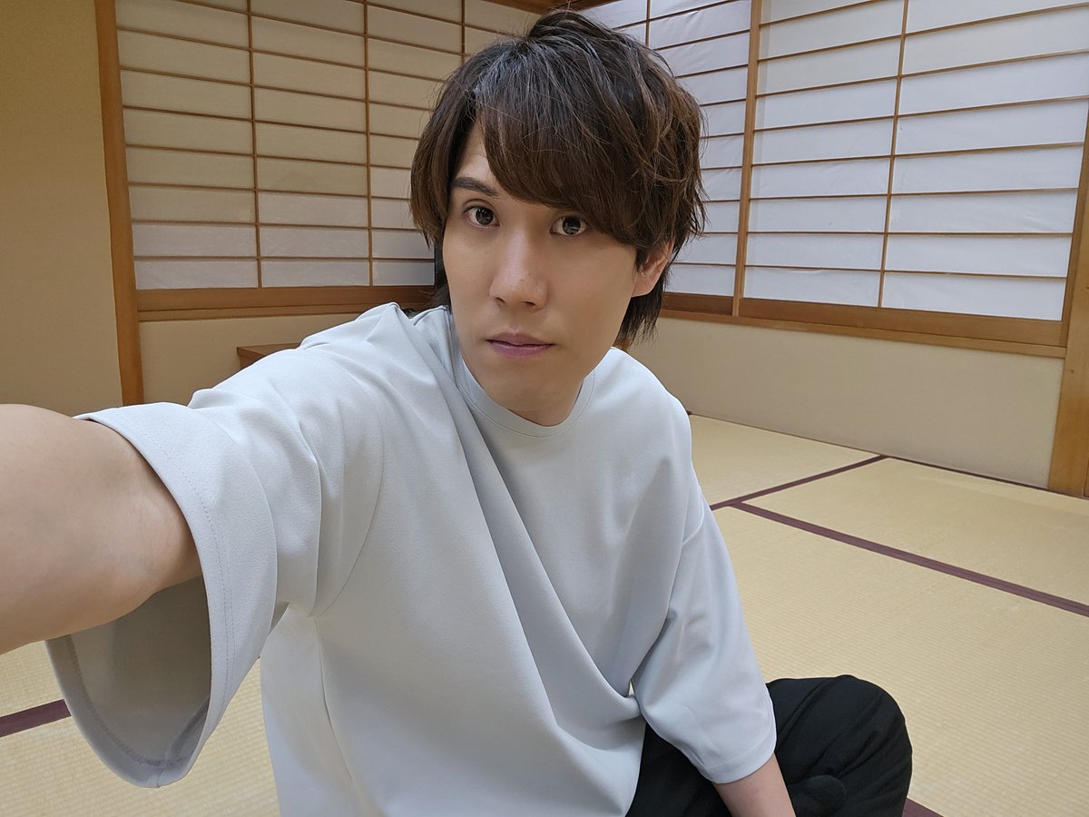 Sugai_Shunki's tweet photo. 今日は、Q-1のお仕事〜
高校生がスゲー頑張っていた！😤
テレビ放送は9月！

これは楽屋😤 https://t.co/oNdMBuDQ5F
