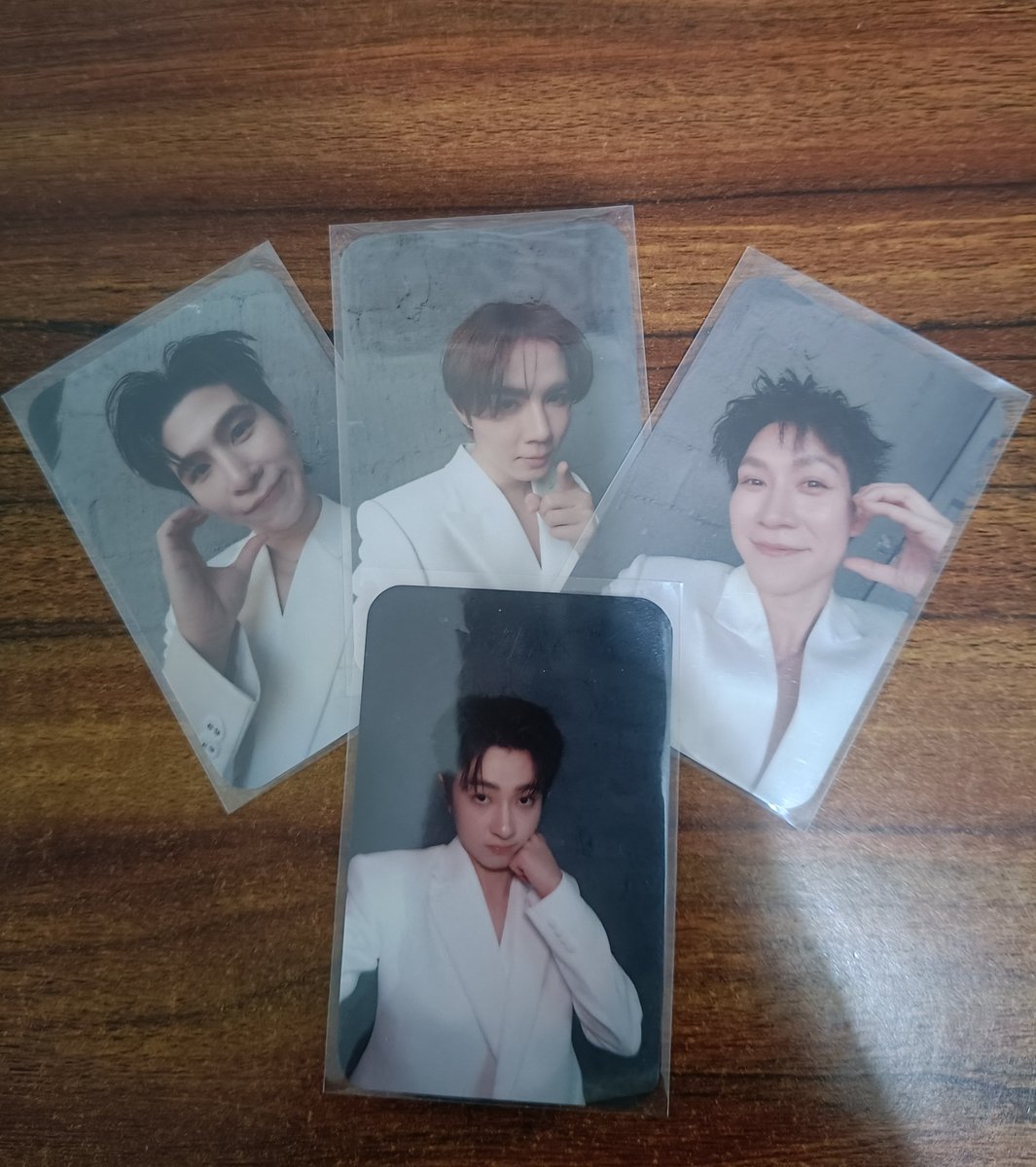 wAnd3rinG_Gh0st's tweet photo. Waaaa... Just received my first ever official DMD PC.
Thanks po @wnpchpor @Jwonzcutie_
Ang cute ni Webweb. 🥰🥰
#waavetnp https://t.co/VlLHRlJMxx