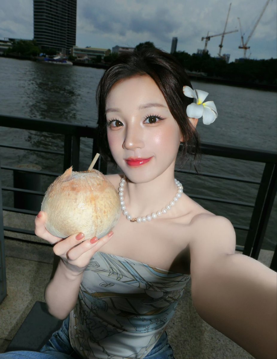 yqlovevuuu23's tweet photo. 260718 #우기 미디어 계정 업데이트♡ 

#YUQI https://t.co/iYLylmTU9q