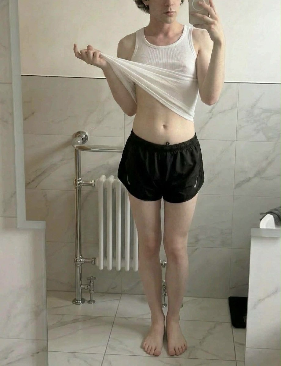 cankedicik's tweet photo. selam beyler..Can ben. pasif femboyum. gizlilik ve güven önemli. yazın enerjisini çok seviyorum..😻
@gayroskop
#izmitpasif #izmitgay #kocaelipasif #kocaeligay #femboy #femboyfriday #istanbulgay #istanbulcd #femboy #femboi #pasif #pasifgay https://t.co/X52TEB1gAt