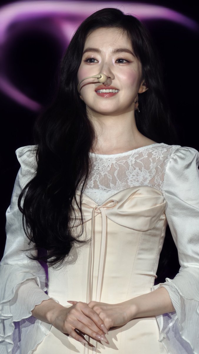 hi_nb616's tweet photo. #AnotherSideOfIRENE 
#IRENE_IWILL_in_BKK #IRENEinBKK https://t.co/dRJhKVQLtN