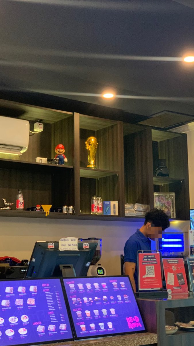Saaaafiiiiiit's tweet photo. seharian full main, karna kesempatan mainnya cuma pas libur kerja doang https://t.co/1rKLPlSR76
