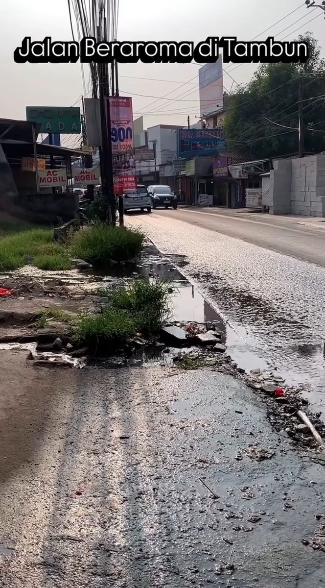 txtdrbekasi's tweet photo. Jalanan paling bau di Tambun, outlet Nescafe ampe pindah wkwk https://t.co/eT0B1IfW8I