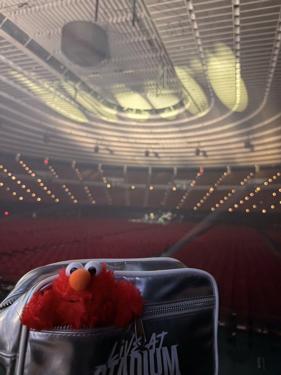 hitomi_solana's tweet photo. 髭男、大阪day1、Thank you❤️‍🔥

OFFICIAL HIGE DANDISM
one-man tour 2026
7/18@ 大阪城ホール

Next, 明日、大阪day2!! https://t.co/2a9eC0XVM6