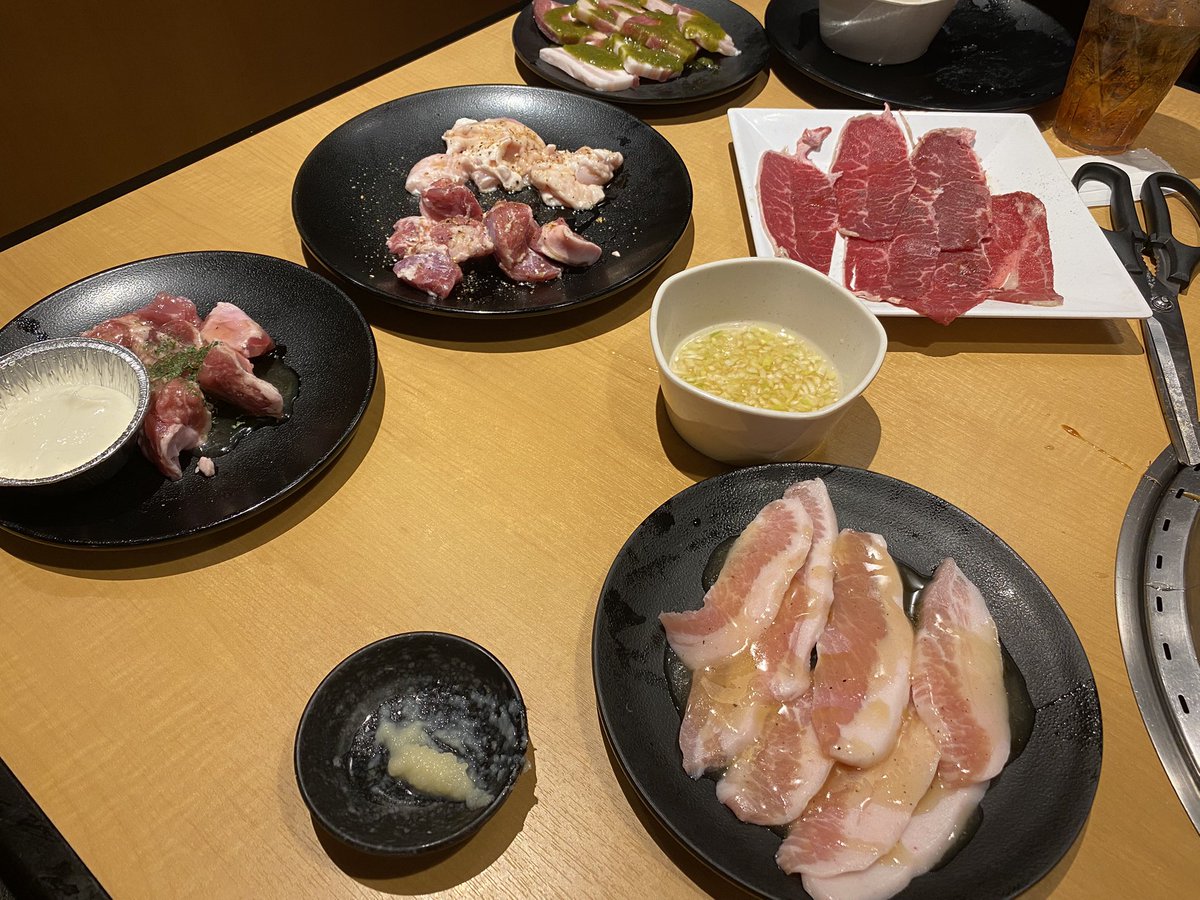 kasane1207's tweet photo. 焼肉うまぁ https://t.co/hrgOFkU28v