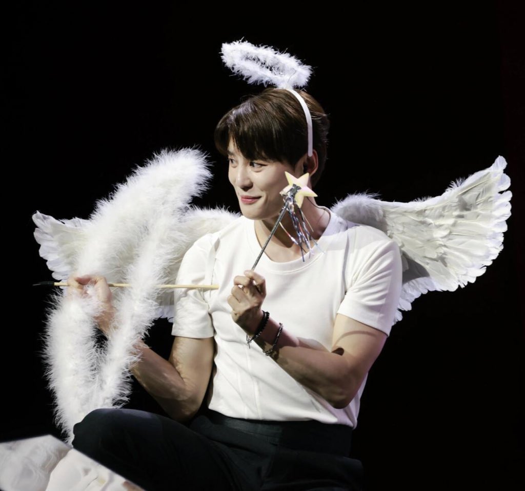 jaesu_jx's tweet photo. angel jaesu🪽 https://t.co/m6tEgHyvDC