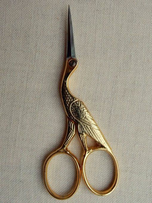 Rainmaker1973's tweet photo. 1930's stork embroidery scissors by french master scissor maker Jean Marie Roulot, Nogent. https://t.co/GzdXs7jFen