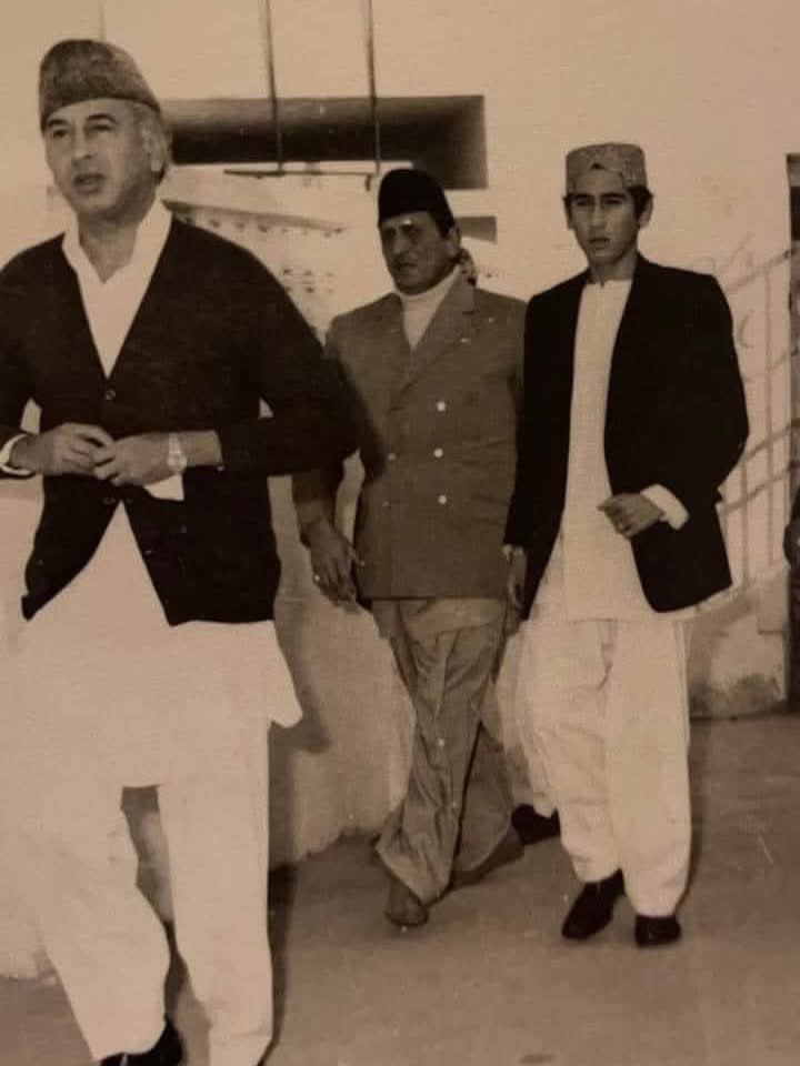HassanzaiJan's tweet photo. Remembering Shaheed Shahnawaz Bhutto on his 41st martyrdom anniversary. His sacrifice for democracy, justice, and the people's rights continues to inspire generations. 🌹🇵🇰
@BBhuttoZardari @BakhtawarBZ @AseefaBZ https://t.co/Wp08hN0J5P