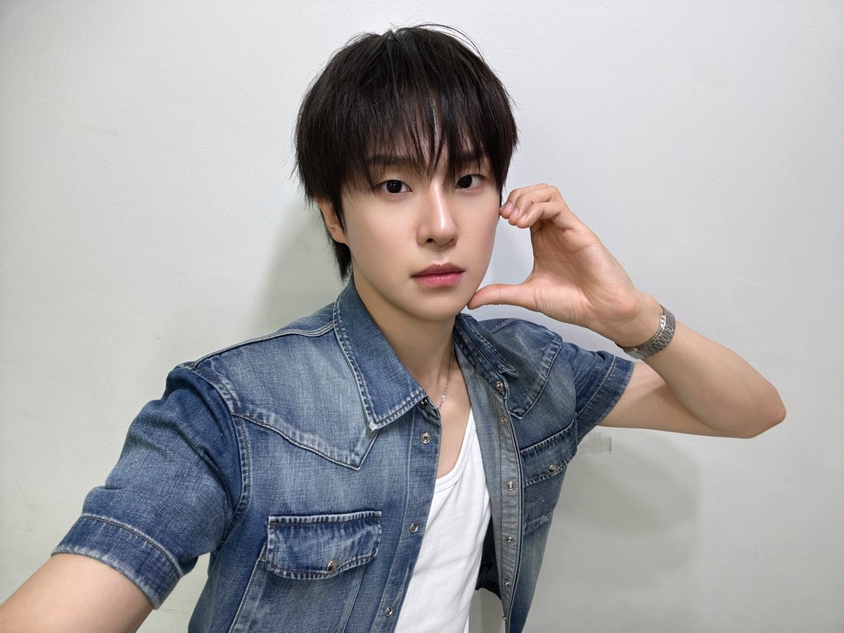 NewBeat_twt's tweet photo. [#박민석]

생일 파티 끝~🩵
축하해 줘서 고마워😘 https://t.co/0W9b1X4MPP