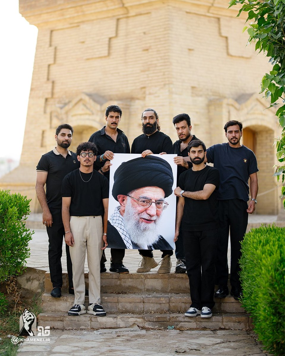 Khamenei_m's tweet photo. "Indeed, I love you all..."

This is Al-Mutanabbi Street—the beating heart of Baghdad on the banks of the Tigris, where, 69 years ago, one of its cafés welcomed a young Sayyid Ali Khamenei. https://t.co/pa7BR6yyw6