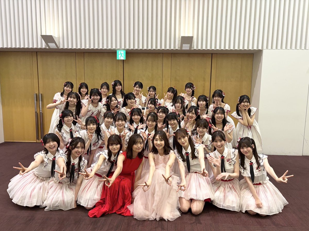 _o_k_a_i_r_i_'s tweet photo. ⊹˖NAMICS presents TGC 新潟 2026
˖⊹

結成からNGTを導いてくださったゆきりんさんと、里英さんとご一緒させていただけたことが夢のようで、本当に嬉しかったです🎀🌟

メンバー全員で、TGC��朱鷺メッセ、貴重な機会に感謝の気持ちでいっぱい…☺️💎 本当にありがとうございました！#TGC新潟 #TGC https://t.co/6ict0dfEOZ