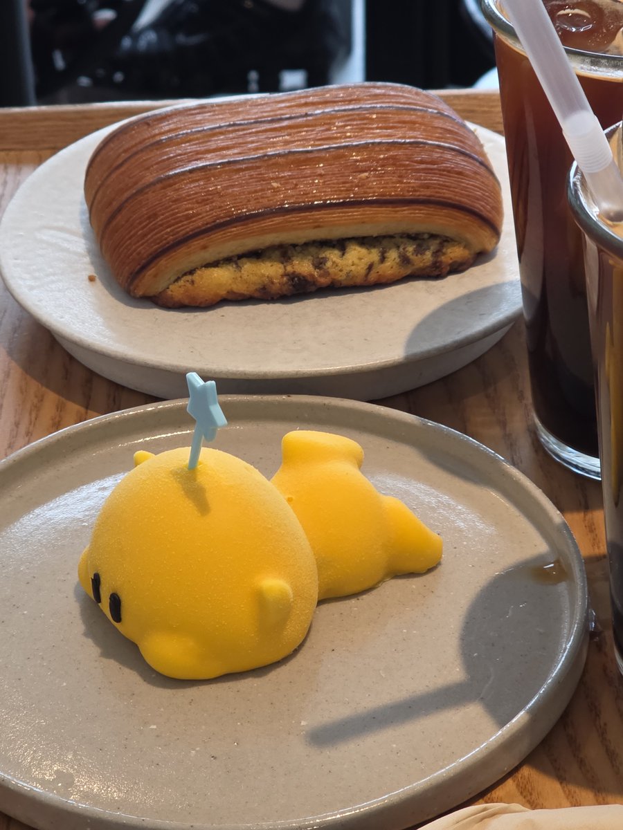 2oi0_'s tweet photo. 비 많이 온다했는데 흐림~
상태로 굉장히 잘 먹고 놀다오다 https://t.co/tmWMKxzqOF