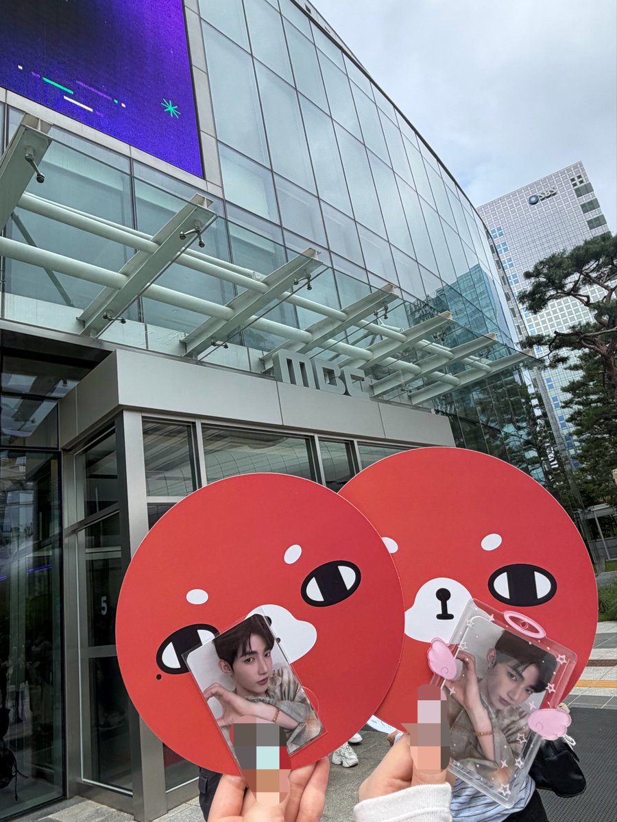 lvurhrz's tweet photo. 짱엠씨입덕💕💕💕💕💕 https://t.co/TTKAJZJhya