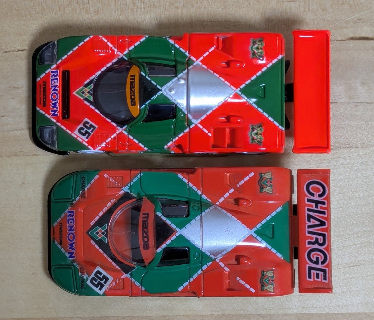 genda_chie's tweet photo. 「トミカプレミアムRacing マツダ 787B」を購入。

かつての「トミカ マツダ 787B」と共に。 https://t.co/gOrELIXxLb