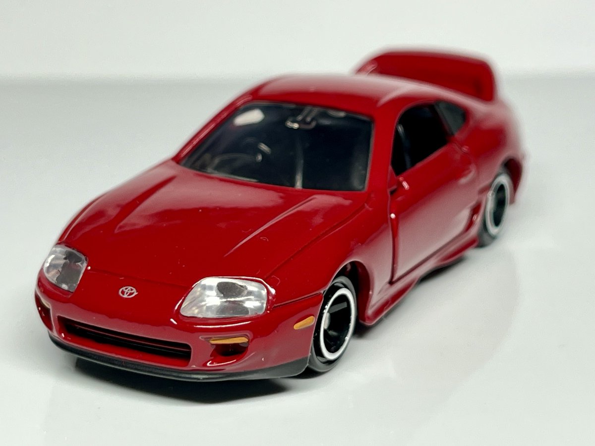 super_tzx's tweet photo. リボーンのスープラ
トミプレやんwwwって言ってたけど色々違ってたわごめんね
リボーンはなんか横に長くてワイドな印象
当時物から継いだのは車名とギミックと抜けてない羽だけ
結局ただの劣化版トミプレなわけでわざわざ金型起こすなんて無駄だわな
34よりダメ 出直してこいバカ https://t.co/unYrloOwX6