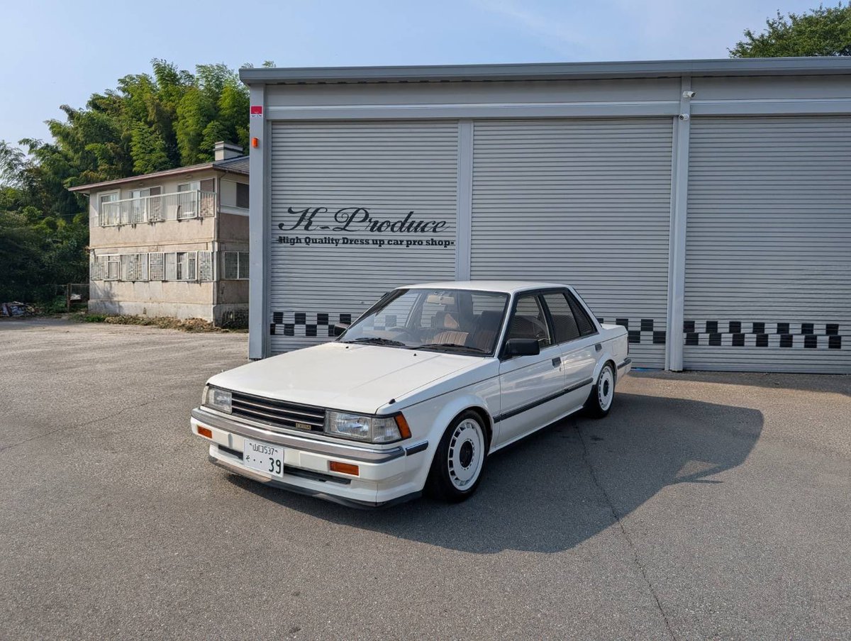 aKi_y_R's tweet photo. 納車しました‼️
BLUE BIRD LX 1.6

車高調をボルドワールドさんでワンオフ作成してもらいました✨️
河村さん本当にありがとうございました‼️ https://t.co/VVcsagl9pO