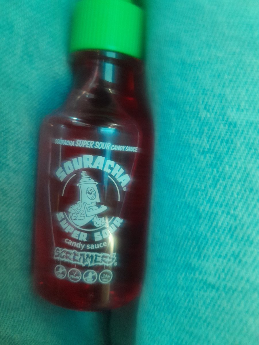 katd357g4's tweet photo. i borrowed this sour sweet thing gonna try it out when i get home https://t.co/SMSakE5fzW