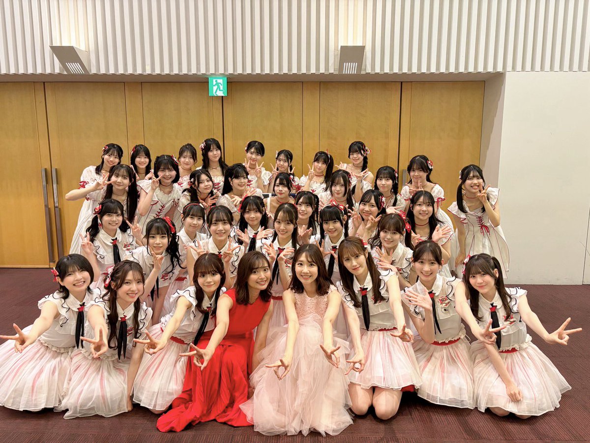 marina_ngt48n's tweet photo. NAMICS presents TGC 新潟 2026
「希望列車」「Maxとき315号」を披露させていただきました✨

北原里英さんと柏木由紀さんと久しぶりに同じステージでパフォーマンスできてとっても嬉しかったです😭✨ https://t.co/845r1bcp2d