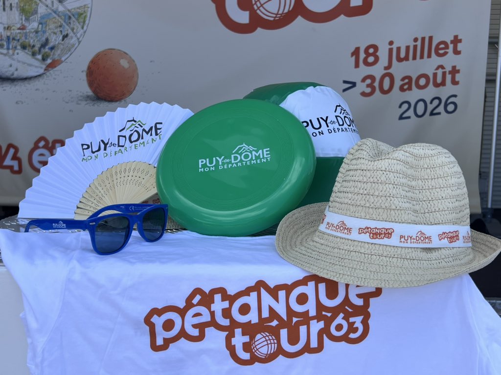 michel_sauvade's tweet photo. Pétanque tour 63 du @Departement63 : c’est parti ! https://t.co/RTpOaRhaTN