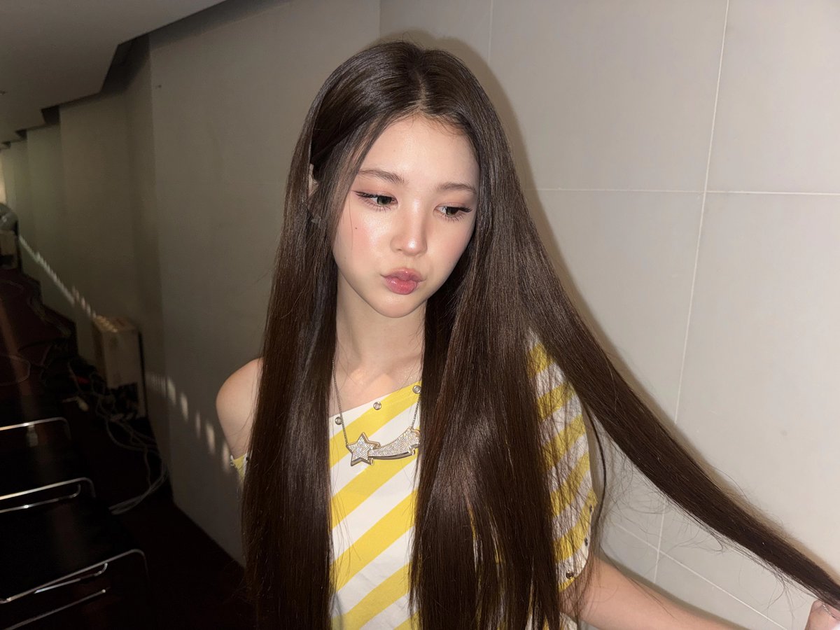 jaeyjuun's tweet photo. buat non hachu, ini namanya a-na, orangnya cantik, gemes, anggun, pemalu, tingkahnya gapernah aneh aneh🤍🤍 https://t.co/cjy3iqau6d