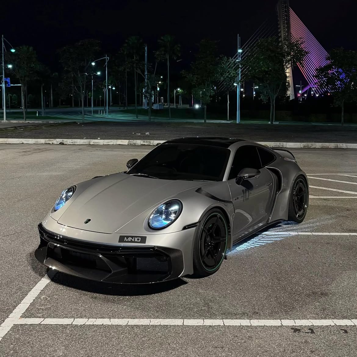 ZyroCar's tweet photo. Porsche 911 Turbo S https://t.co/qqLl0362Ez