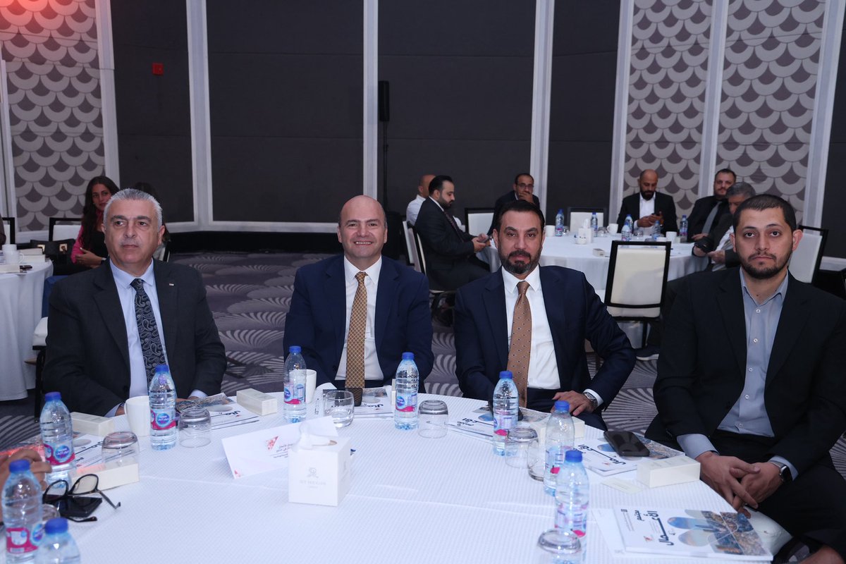 JBA_JO's tweet photo. #يحدث_الآن انطلاق اعمال الجلسة الرابعة بعنوان "دور المغتربين الأردنيين في توطين استثماراتهم داخل المملكة"، والتي تسلط الضوء على دور الكفاءات ورؤوس الأموال الأردنية في الخارج في دعم الاستثمار، ونقل الخبرات، وتعزيز التنمية الاقتصادية في المملكة.

#جمعية_رجال_الأعمال_الأردنيين https://t.co/9KQX49OyBm
