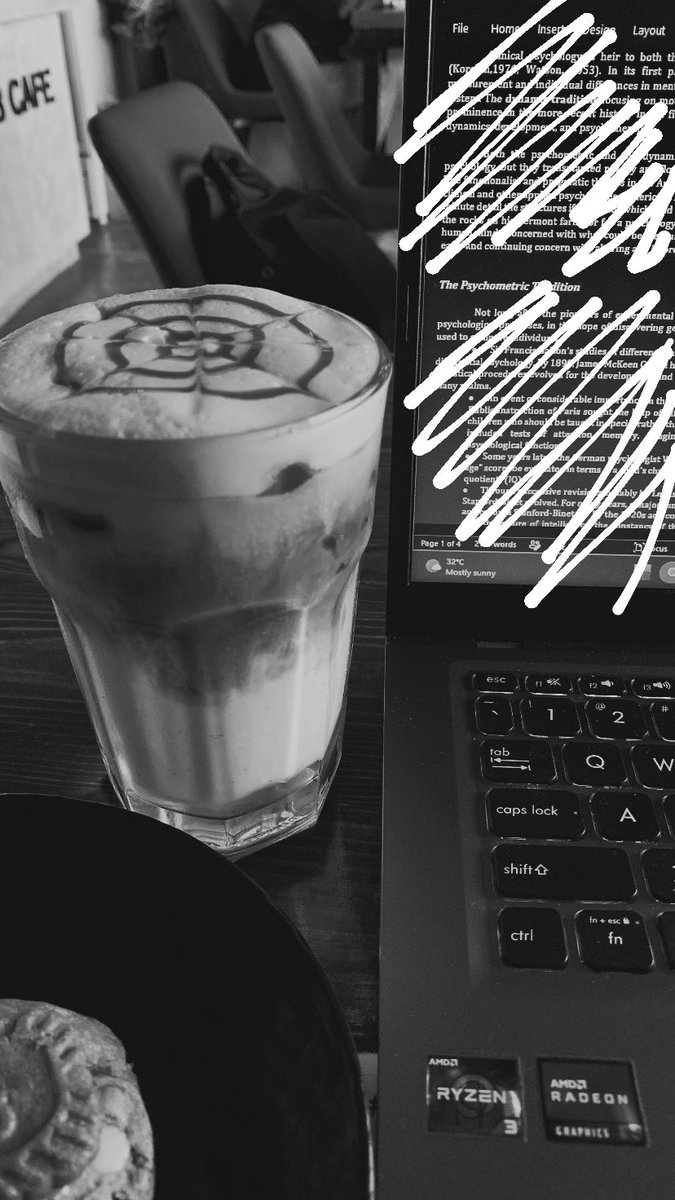 meltedicey's tweet photo. I C E has a life outside twitter🥸 https://t.co/olkRv21s88