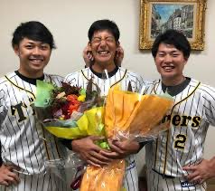tyorimo's tweet photo. ううう。。。
負けに行ってもたん…😫

もんもんとするけど
今日は横田慎太郎さんの命日
一緒に喜びたかったなぁ。。。
#阪神タイガース
#横田慎太郎 https://t.co/SvtLEGtR5D