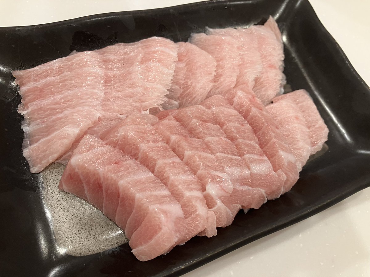 Sun69Good's tweet photo. オヤジ飯❗️

2号リクエスト
タコ飯をおぎのやの釜で
磯辺🐙唐揚げ
��バチハラモ
緑がない🤣

お久しぶりの🐙でしたが、
まぁ〜旨いよね〜😆

次回は洋風でいきますかね🧄

#オヤジ飯
#マダコ
#エギタコ
#タコ飯
#おぎのや https://t.co/HDdKTH4eO3
