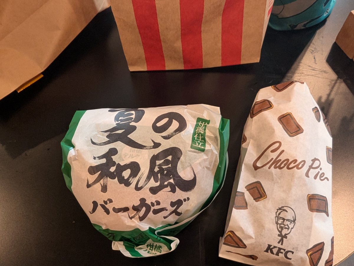 TAS14_Yoshi2's tweet photo. ケンタのこれマジ好き https://t.co/cFiQgPyzdB