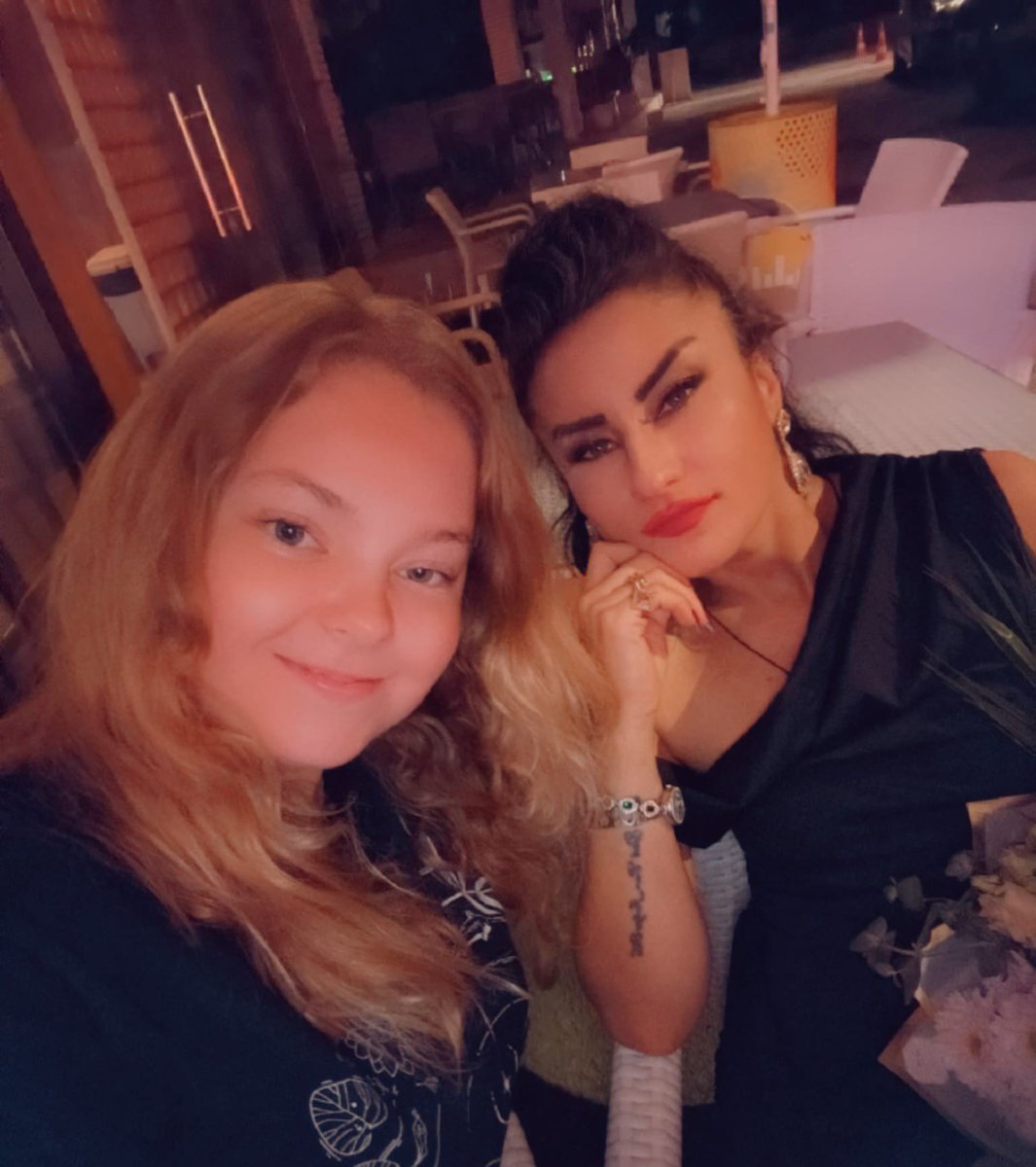 Katyo_777's tweet photo. Emelcim 😊🤗🥰🤩🌺💜 https://t.co/UVNM4UyYWK