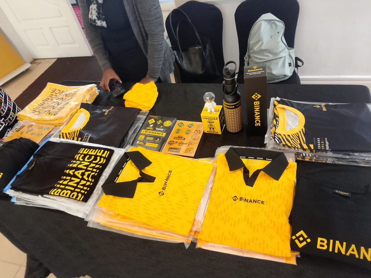 mum43073's tweet photo. > My Binance journey started in 2025 when someone introduced me to the platform. What began as curiosity quickly turned into a passion for learning about crypto. Today, Binance is my go-to platform for learning, trading, and growing. 🚀💛
@BinanceAfrica
@binance 
#binance https://t.co/66iYSHX7bX