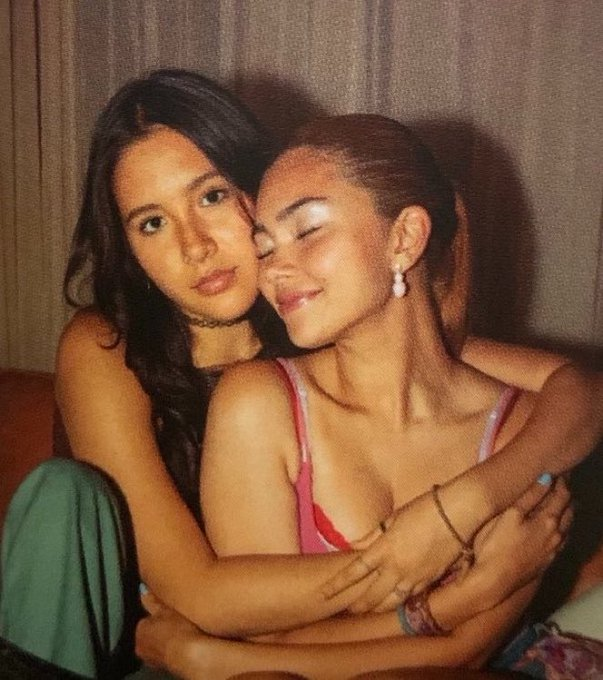 silliethngs's tweet photo. missing coleysonya a little extra today https://t.co/y9d4hw6Rxo