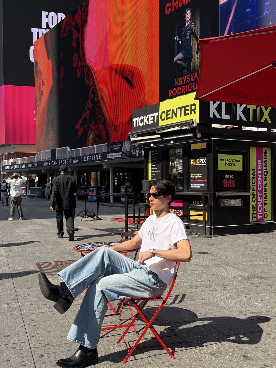 harit_keng's tweet photo. nyc baby #KengHarit https://t.co/LyFIrnQjXP