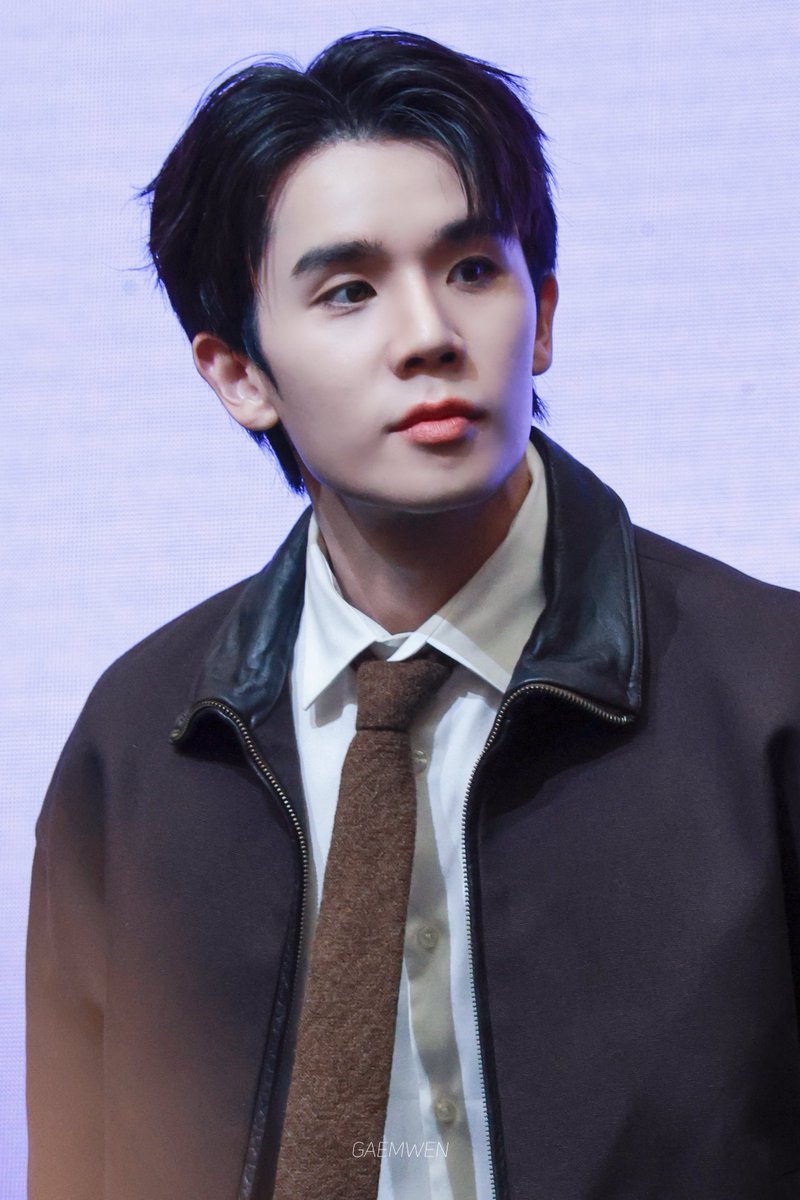 gaemwen_'s tweet photo. 260718 JimmySea DreamScape Fancon In Hong Kong

🤎

DREAMSCAPE FOREVER X JIMMYSEA
#JimmySeaDreamScapeInHKD2
#JimmySea #jimmyyjp #sea_tawinan https://t.co/3C6A1EEMll