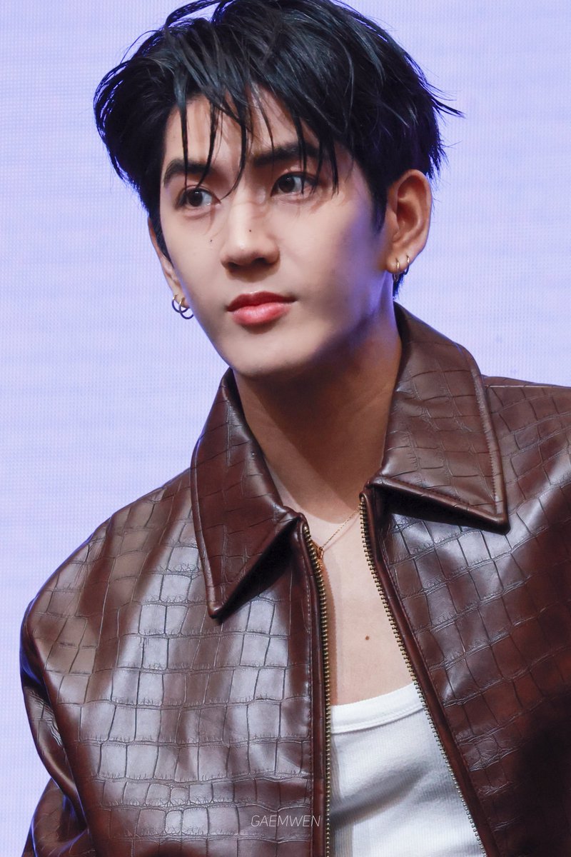 gaemwen_'s tweet photo. 260718 JimmySea DreamScape Fancon In Hong Kong

🤎

DREAMSCAPE FOREVER X JIMMYSEA
#JimmySeaDreamScapeInHKD2
#JimmySea #jimmyyjp #sea_tawinan https://t.co/3C6A1EEMll