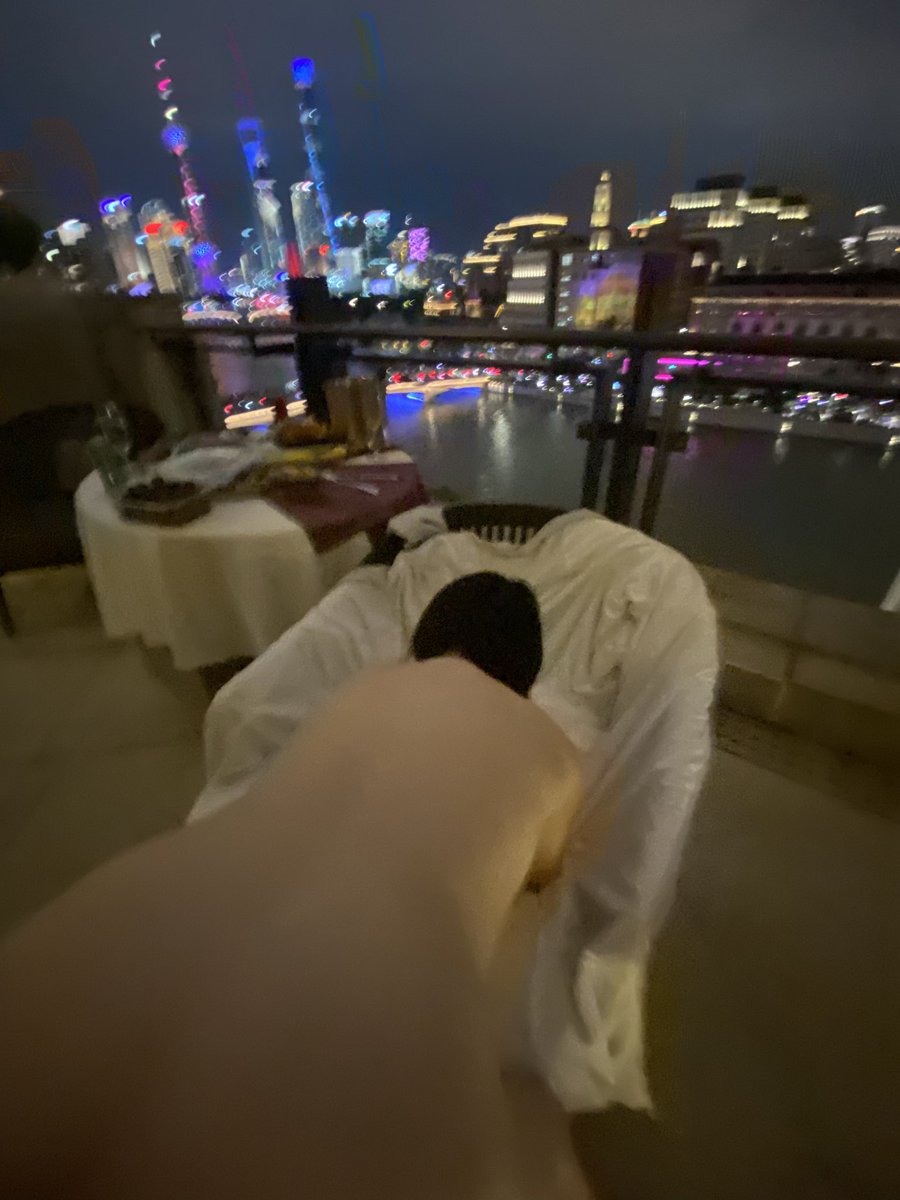Plum9w's tweet photo. 很即兴很刺激啊 #夫妻 https://t.co/4OGdxrBjYA