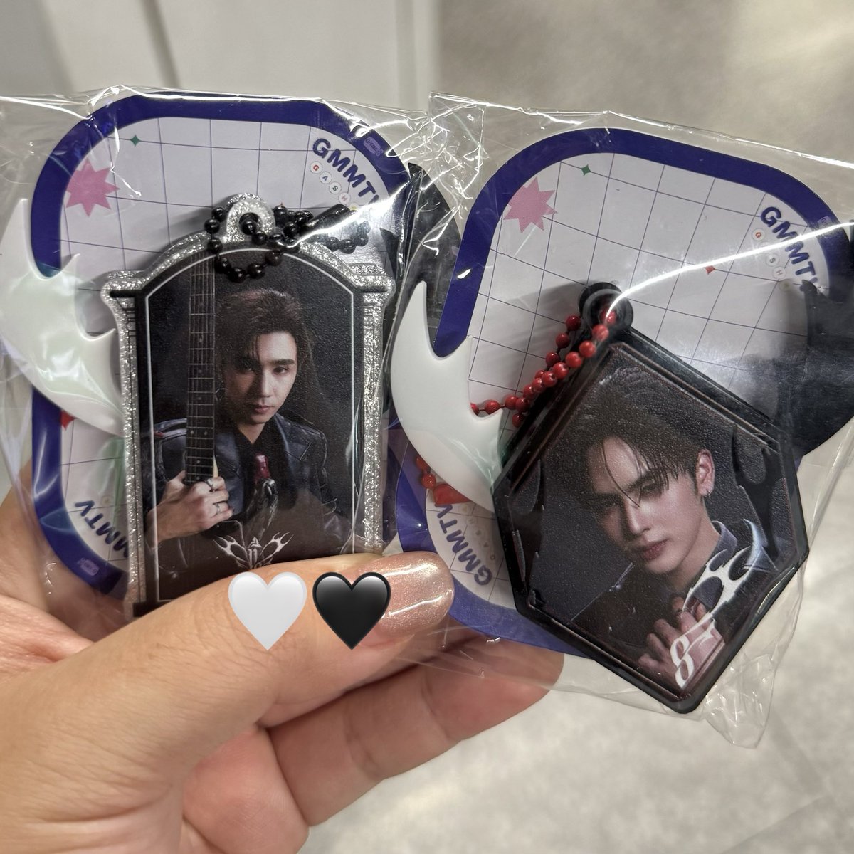musesummerr's tweet photo. WTS | Gasha ปล่อยกาชาอันละ 250฿

เพิร์ธ สีดำ (ถือกีตาร์)
แซนต้า สีดำ หกเหลี่ยม
ค่าส่ง +40

สนใจ dm ได้เลยค่ะ
#PerthSantaConcert
#PerthSanta #เพิร์ธแซนต้า https://t.co/RpVL4XC0BE
