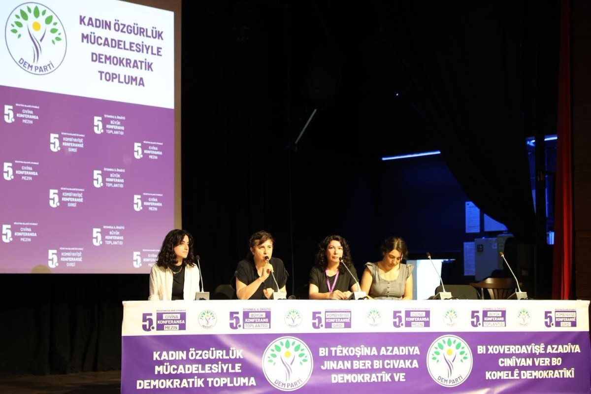 DEM_ist_kadin's tweet photo. Partimizin 5. Genel Konferansı süreci kapsamında, Marmara Bölge Kadın Konferansımızı Kadın Meclisi Sözcümüz Halide Türkoğlu'nun katılımıyla Ali Emiri Kültür Merkezi'nde gerçekleştirdik.

Kadınların özgürlük mücadelesini büyütme, eşit, özgür ve demokratik bir yaşamı birlikte inşa etme kararlılığıyla gerçekleştirdiğimiz konferansımızın; ortak mücadelemizi güçlendirecek, kadın örgütlülüğünü büyütecek ve önümüzdeki döneme güçlü bir yol haritası sunacak önemli sonuçlar üreteceğine inanıyoruz.

Özgür kadın, demokratik toplum!