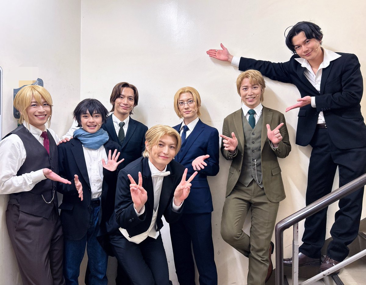 Shogo_Suzuki_'s tweet photo. オーパスチーム千秋楽でした。
ありがとうございました。
舞台上で交わした時間は宝物です。
感謝。
明日はリプチーム。
そして、今作品の大千穐楽。

応援してくださる皆様いつもありがとうございます😊

#モリミュ https://t.co/KJyHdeLbjP