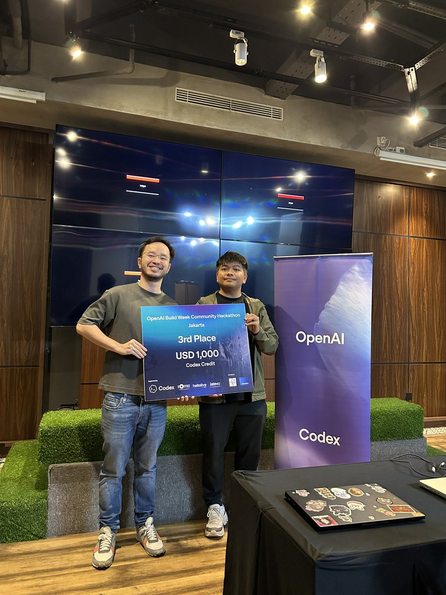 F2aldi's tweet photo. Congratulations to all the winners! 🎉

Really impressed by what everyone built in just 5 hours.

🥇 1st — iOS app for smallholder farmers
🥈 2nd — Web-based gamification for Quran memorization
🥉 3rd — AI sales agents

Built in only 5 hours using Codex and GPT-5.6. https://t.co/RcqAmf4RPI