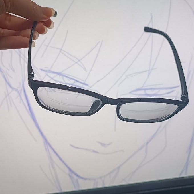 paniclightmate's tweet photo. Glasses instantly add personality 👓 https://t.co/5DxcAZ8bHK