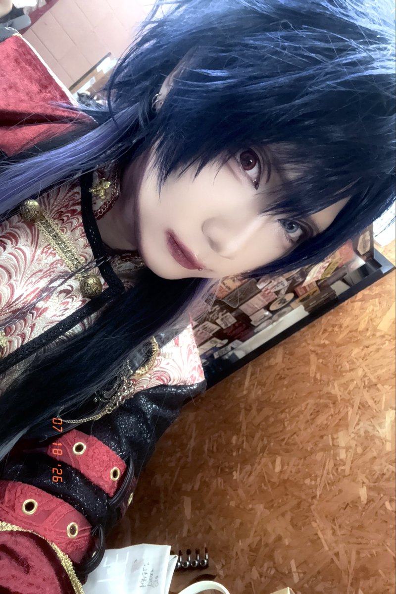 ibuki_d_out's tweet photo. 7/18 新潟CLUB RIVERST

暑かったけどソールドアウトありがとう。
皆さん体調に気をつけてね。

ライブ前とライブ後。
表情の違いが
ライブがいかに熱かったかを物語っている🌚

次は鹿児島と宮崎です。

何この日付機能 https://t.co/MRR4F5pEUX