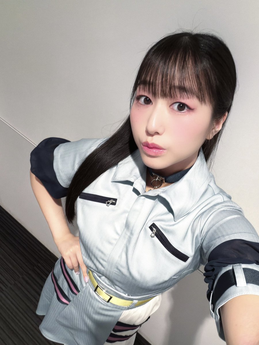 cocohayashi515's tweet photo. #つなぎ目の向こうに_DAY1 
ありがとうございました！

夏、開幕！
みんなと音の中でひとつになれる時間、
最高なんだよな〜！✨

明日も最高の思い出、つくろうね！

Dr.立希/林鼓子
#MyGO #バンドリ https://t.co/oMiSG2x0xW