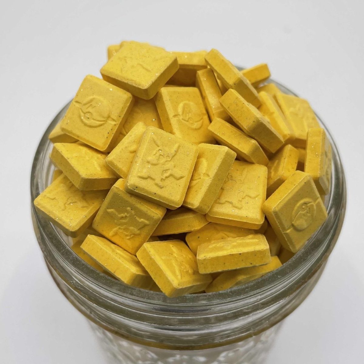 Tonny_Counter's tweet photo. Ecstasy 300mg! MDMA XTC 

Yellow Pikachu! Pink Mews
Purple Gengar, Blue Blastoise 
Orange Teslas, Red Spidermans

Any amount available for addons onto orders coming from me 
#drugtwt #molly #ecstacy #pillstwt https://t.co/1pC1EGuCZP